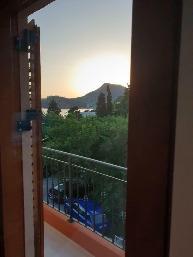 Villa Nadalina Sutomore Exterior photo