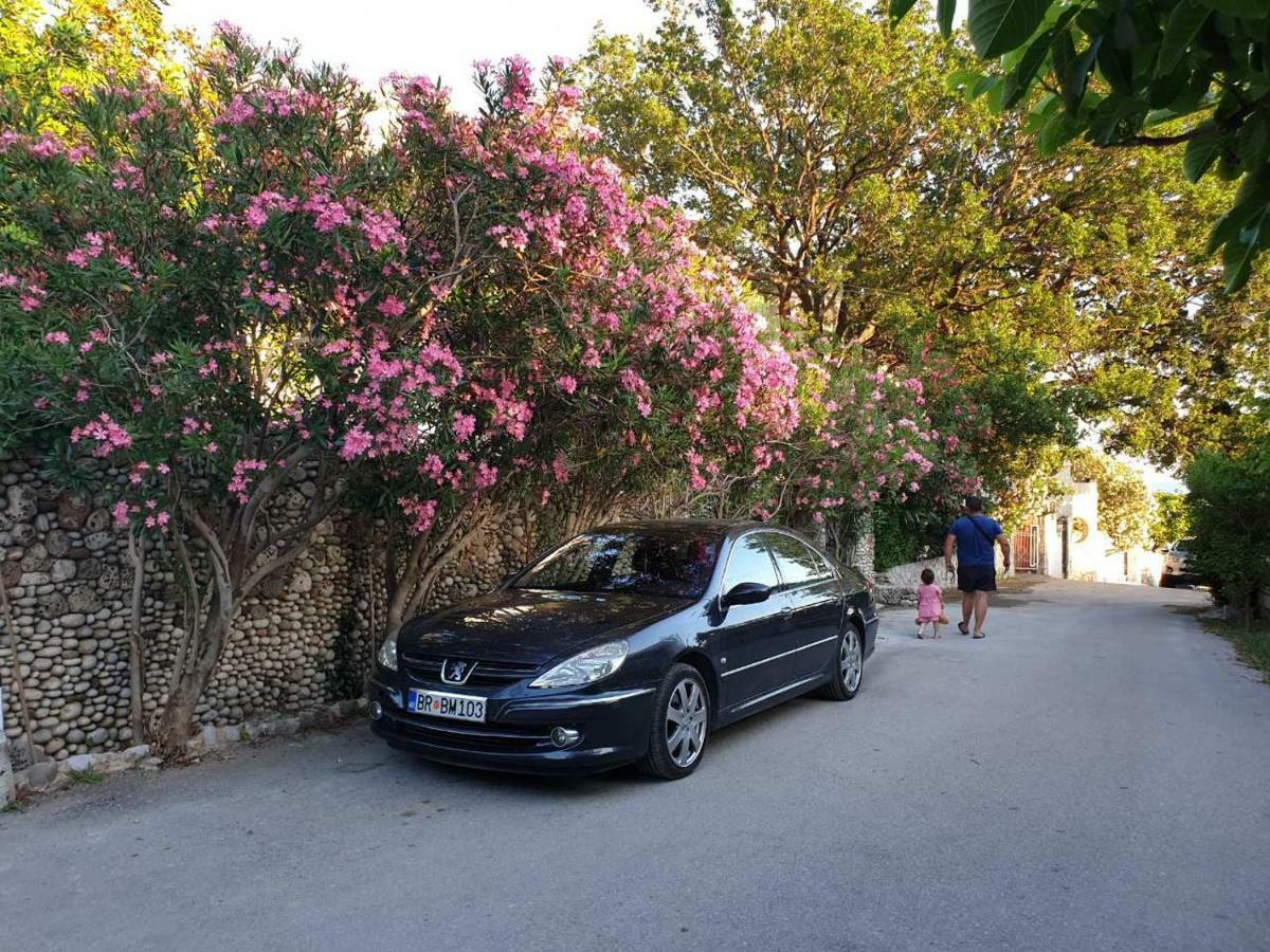 Villa Nadalina Sutomore Exterior photo
