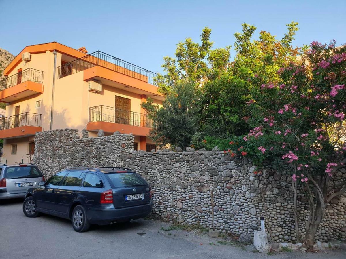 Villa Nadalina Sutomore Exterior photo